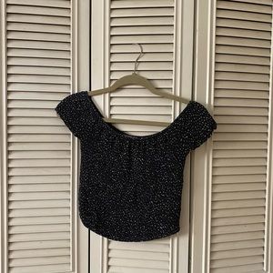 Brandy Melville off shoulder crop top